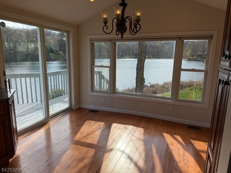 House in Sparta, New Jersey, United States 5 - 17734315
