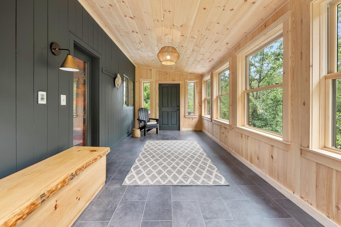 1355 Podunk Road, Norwich, Vt, 05055 In Hartford, Vermont, United ...