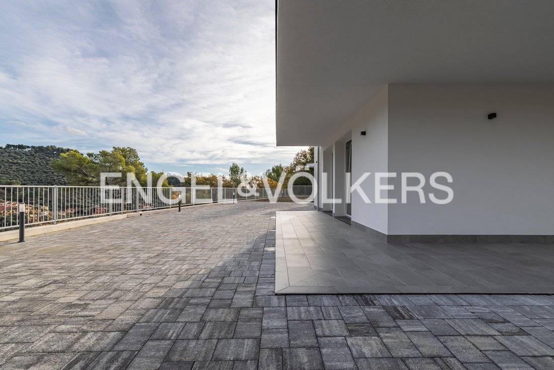 Villa in Diano Arentino, Liguria, Italy 1 - 17734525