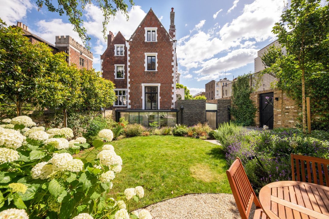 House in Holland Park, Kensington And Chelsea, England 1 - 17735184