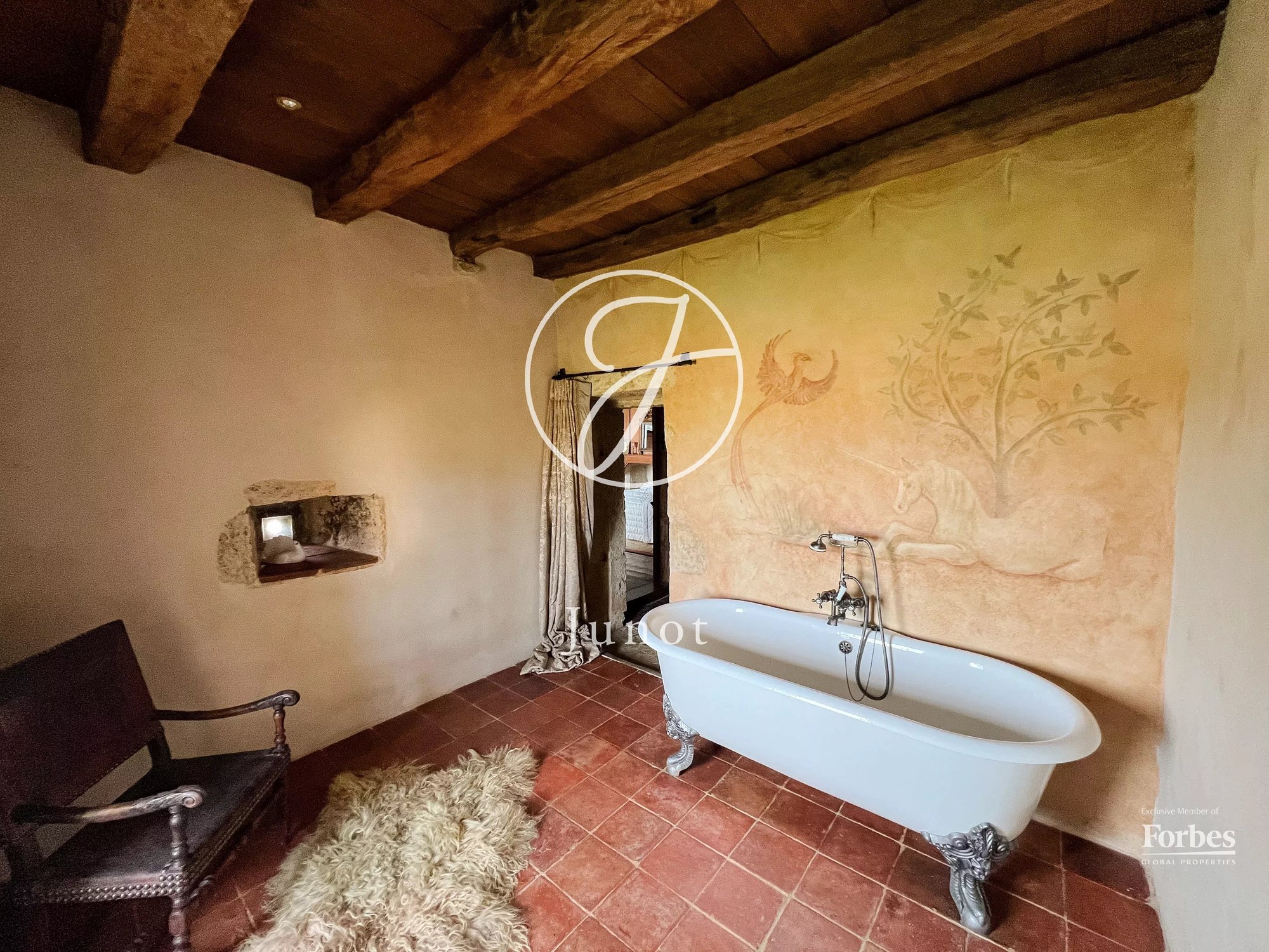 Château Vic Fezensac 503.14 Sqm 9 Rooms