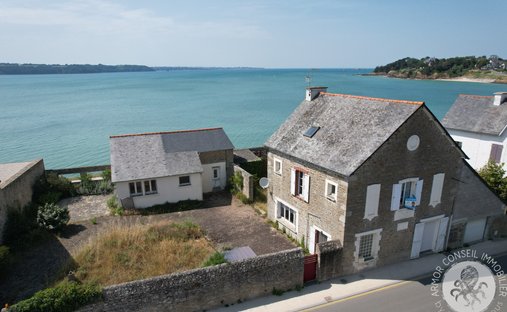House in Saint-Jacut-de-la-Mer, Brittany, France 1