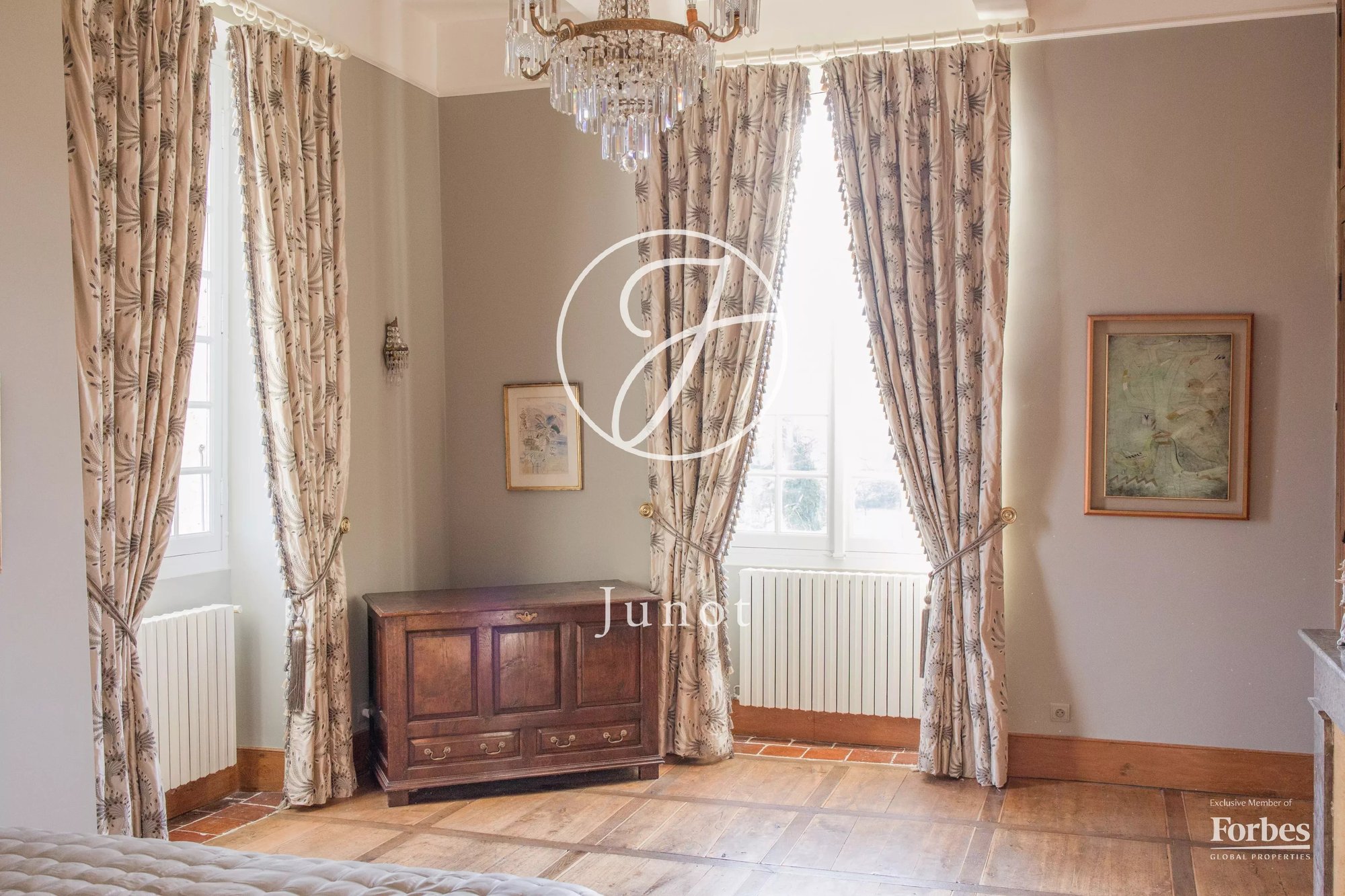 Château Vic Fezensac 503.14 Sqm 9 Rooms
