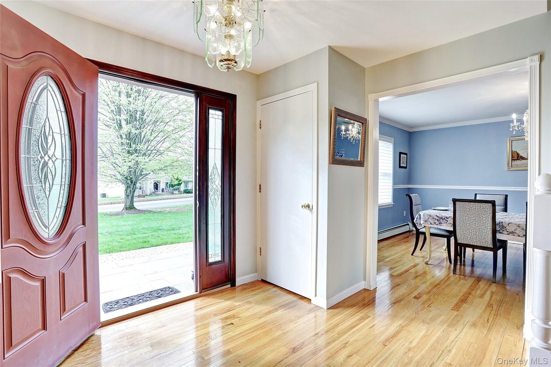 House in Airmont, New York, United States 5 - 17734921