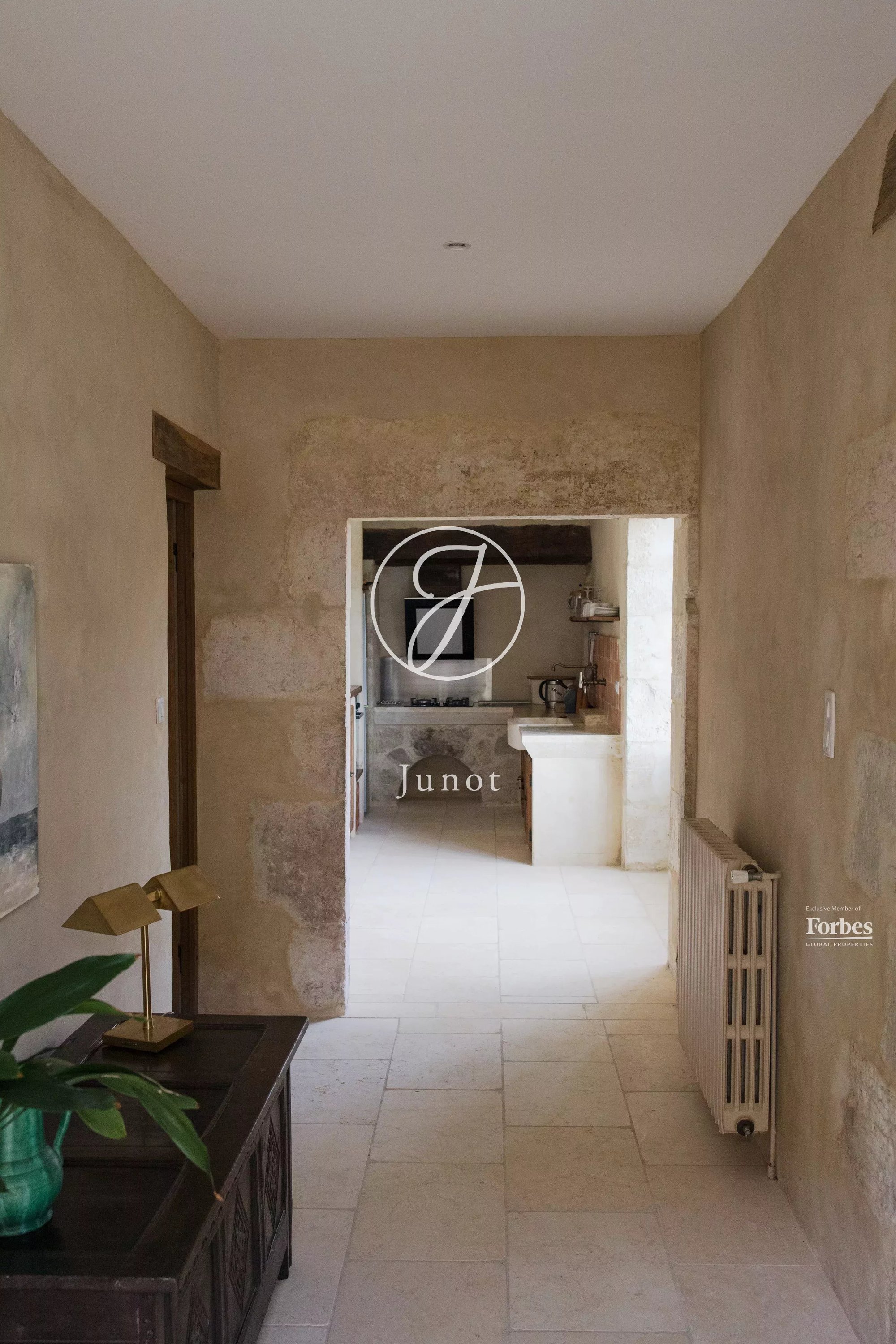 Château Vic Fezensac 503.14 Sqm 9 Rooms