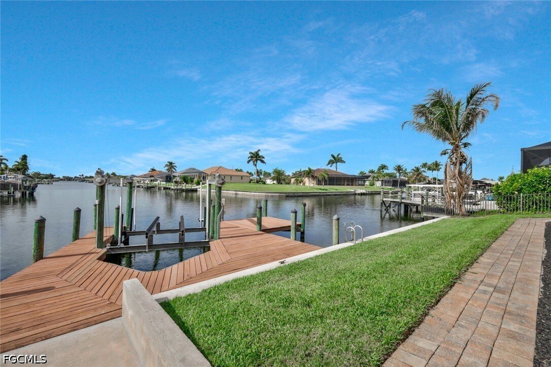 Casa a Cape Coral, Florida, Stati Uniti 3 - 17734392