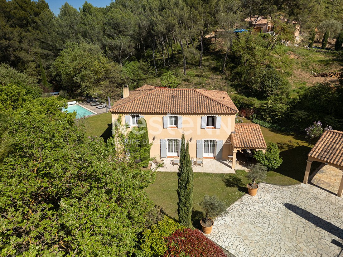 Casa a Bouc-Bel-Air, Provenza-Alpi-Costa Azzurra, Francia 1 - 17735391