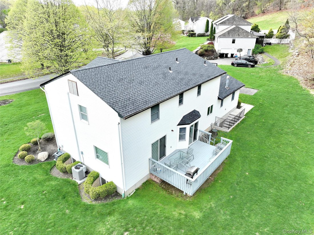 House in Airmont, New York, United States 3 - 17734921