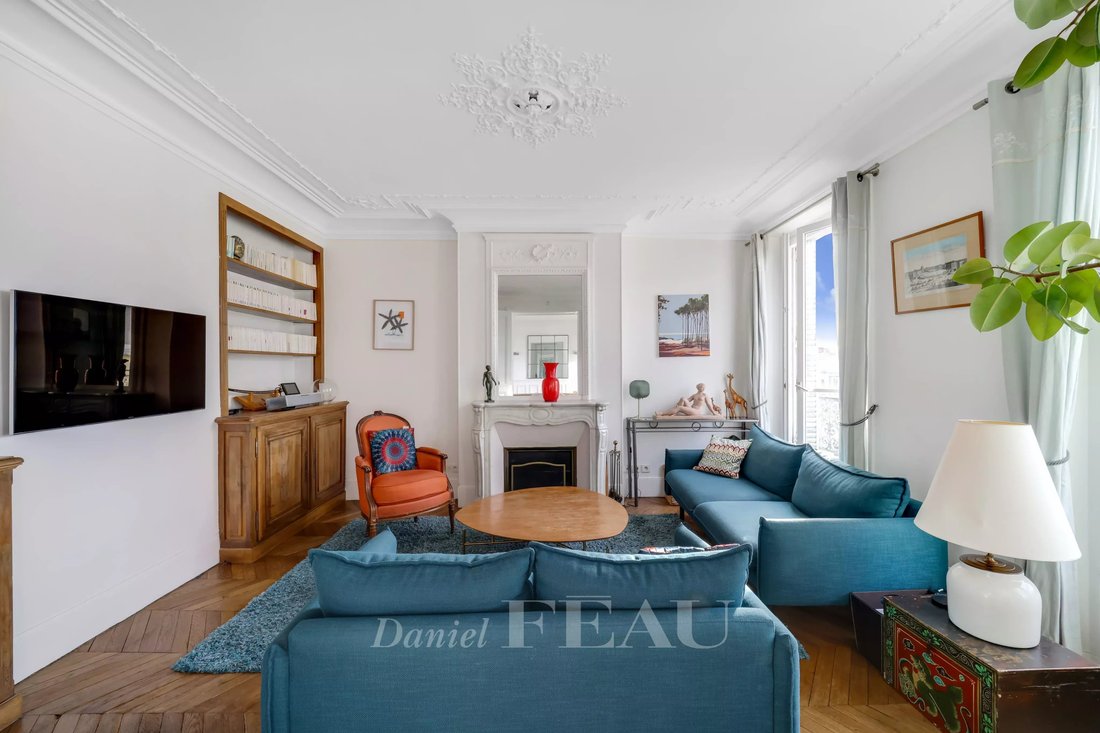 Apartment in Montreuil, Versailles, France 2 - 17380606