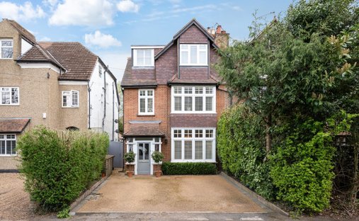 House in Tattenham Corner, Epsom and Ewell, England 1
