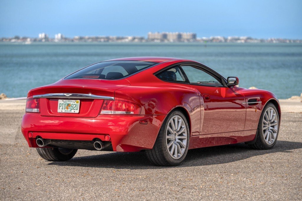 Aston Martin Vanquish in Sarasota, FL, United States 4 - 17735319
