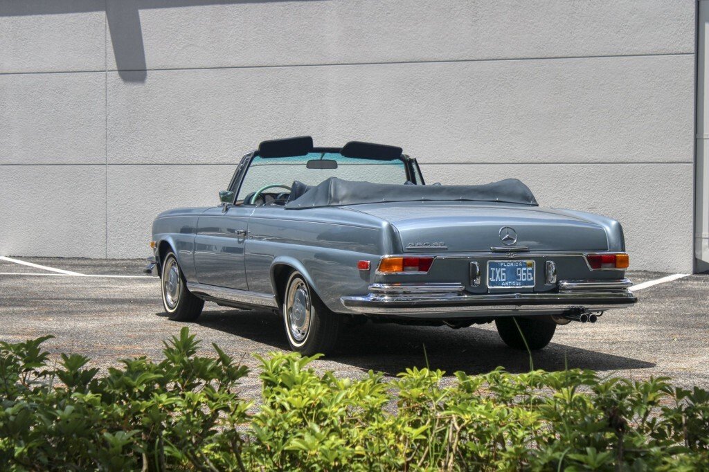 Mercedes Benz 280SE in Sarasota, FL, United States 4 - 17735369