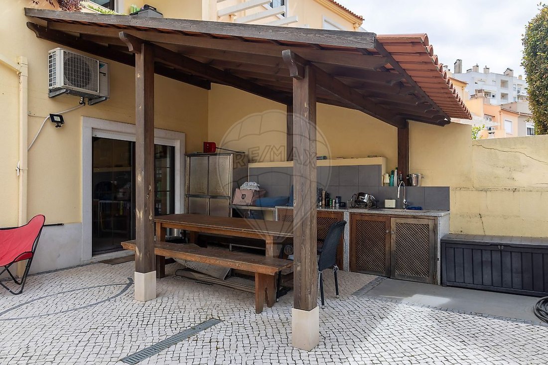 House in Carcavelos e Parede, Lisbon, Portugal 2 - 17735231