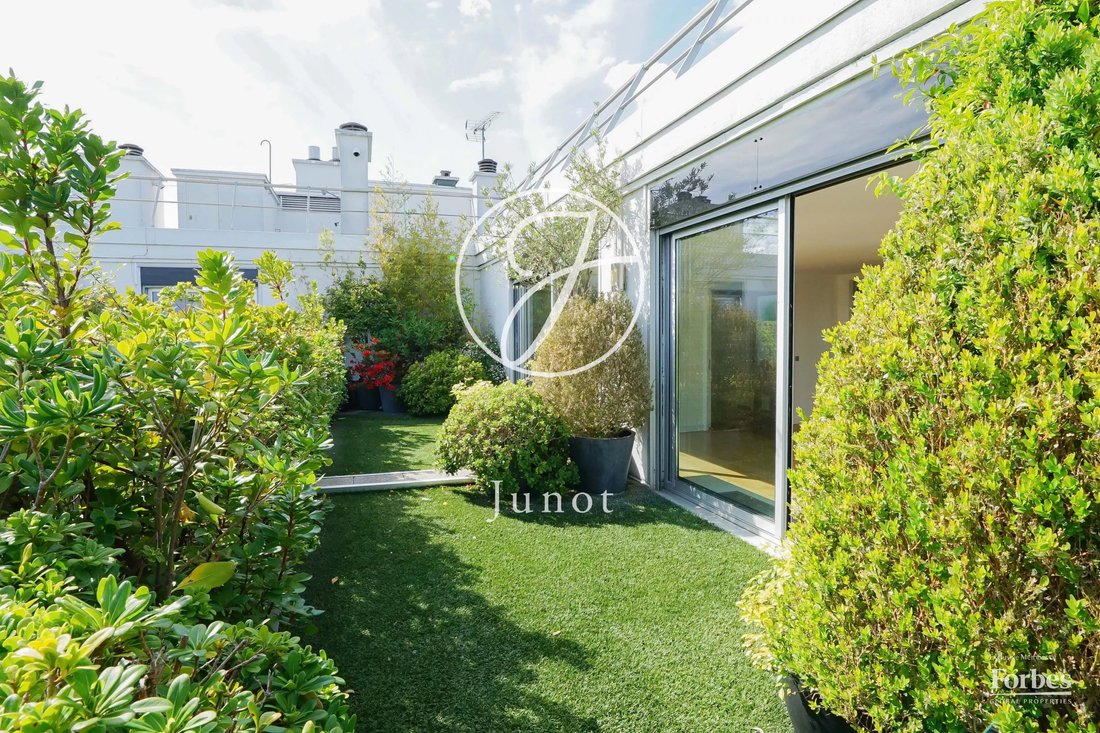 Apartment in Muette Sud, Paris 16e Arrondissement, Paris 4 - 17734405