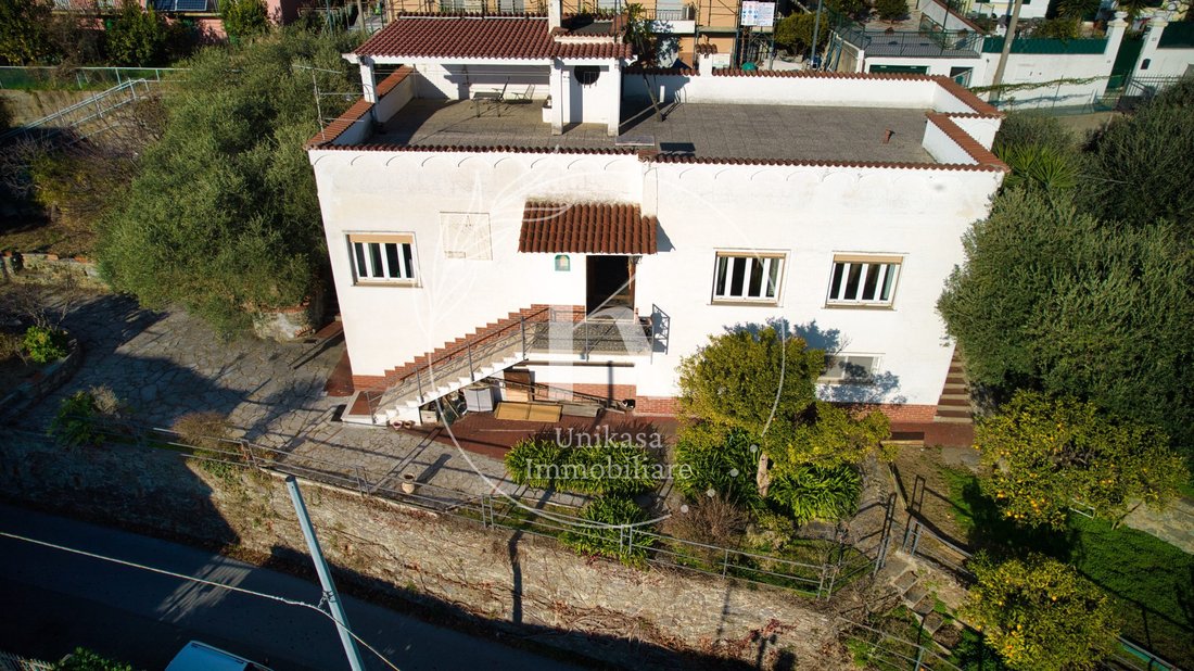 Villa in Savona, Liguria, Italy 1 - 17734628