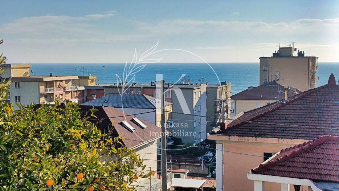 Villa in Savona, Liguria, Italy 4 - 17734628