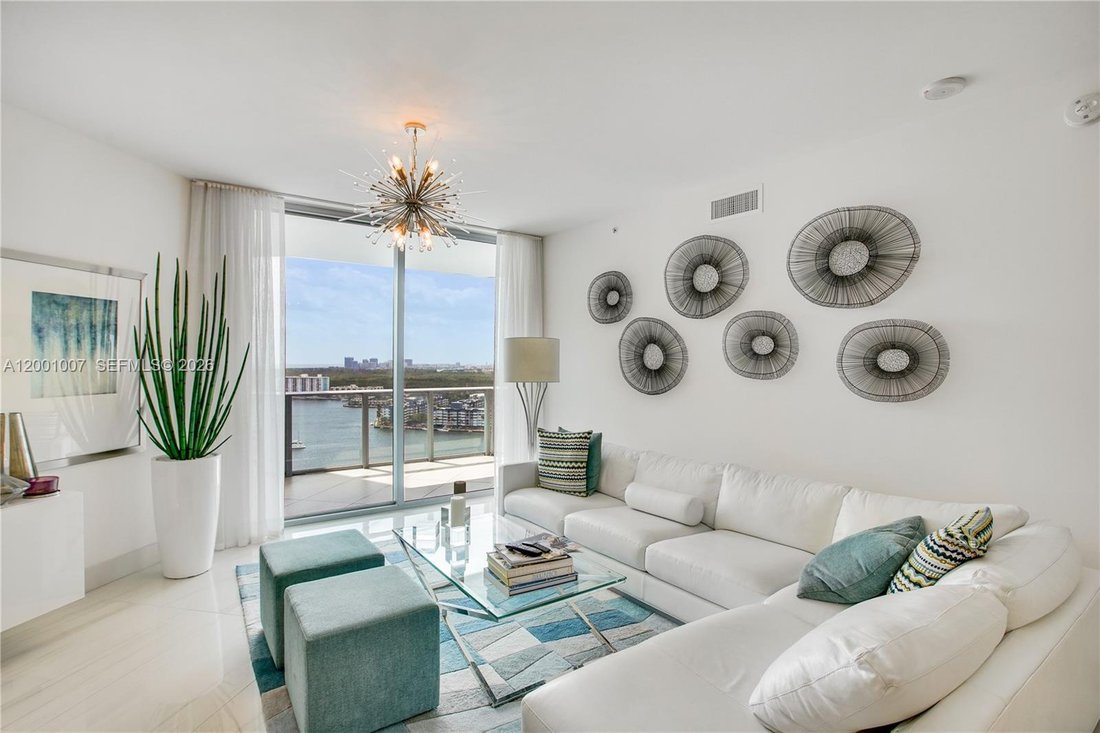 Condo in North Miami Beach, Florida, United States 4 - 17734899