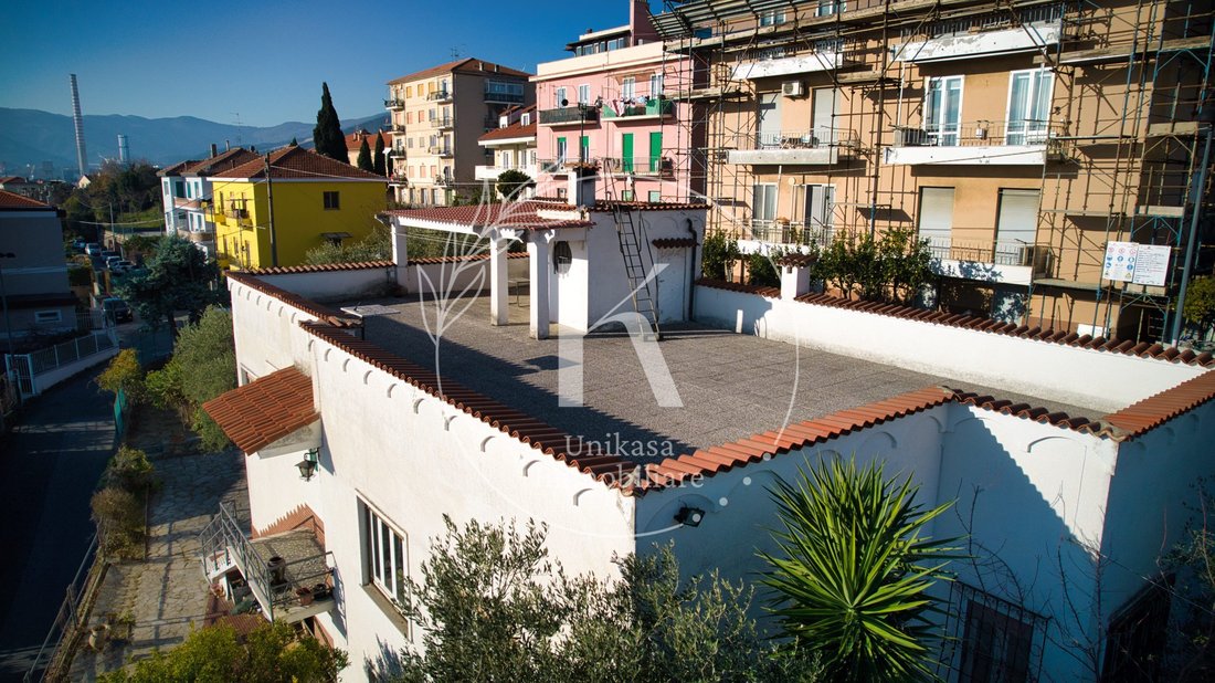 Villa in Savona, Liguria, Italy 3 - 17734628
