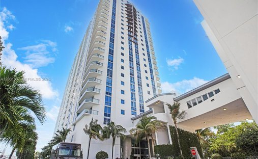 Condo in North Miami Beach, Florida, United States 1