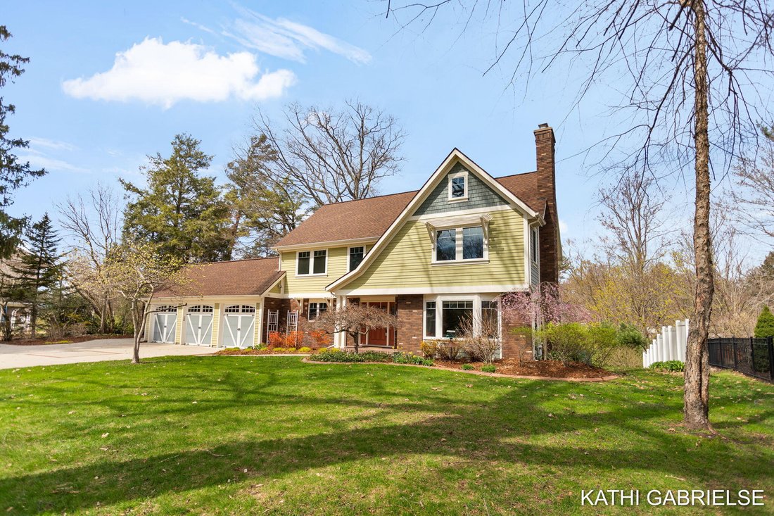 House in Fruitport Charter Township, Michigan, United States 1 - 17735141