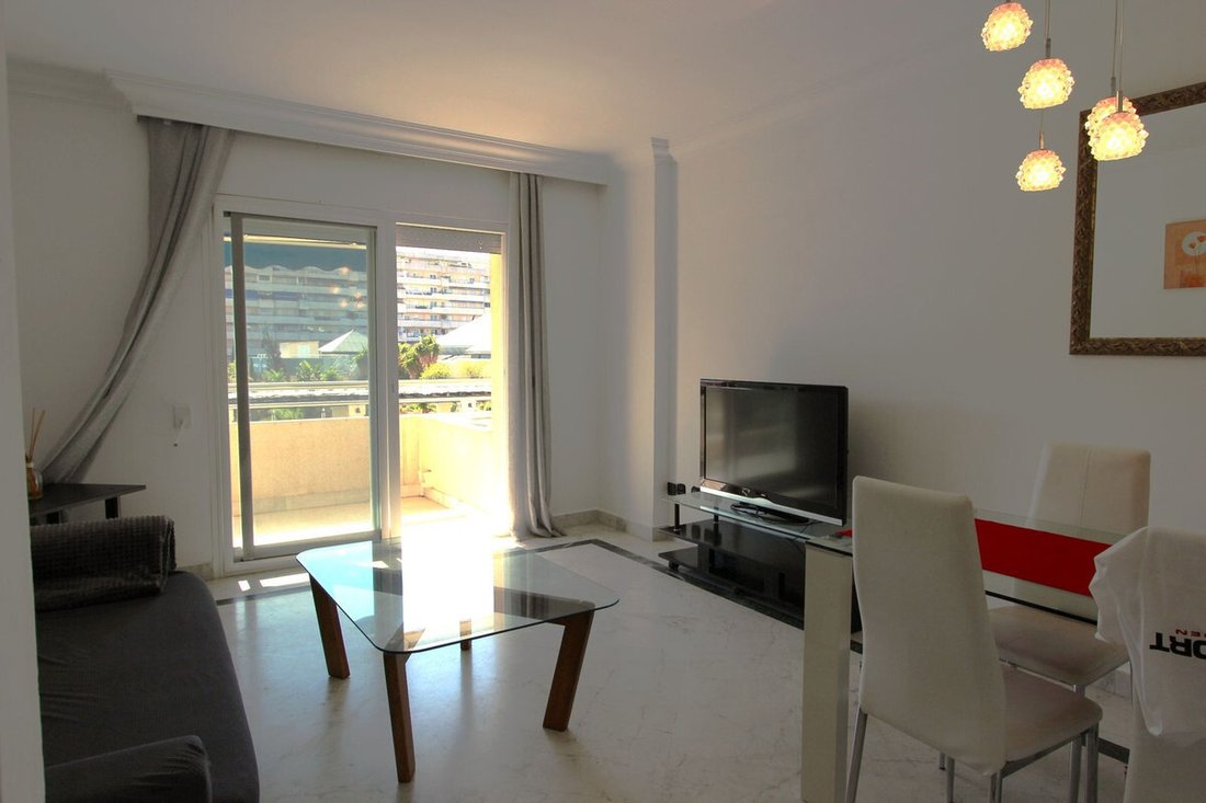 Apartment in Puerto Banus, Marbella, Spain 5 - 11284910