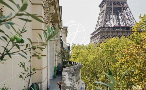 Apartment in Gros Caillou, Paris 7e Arrondissement, Paris 1
