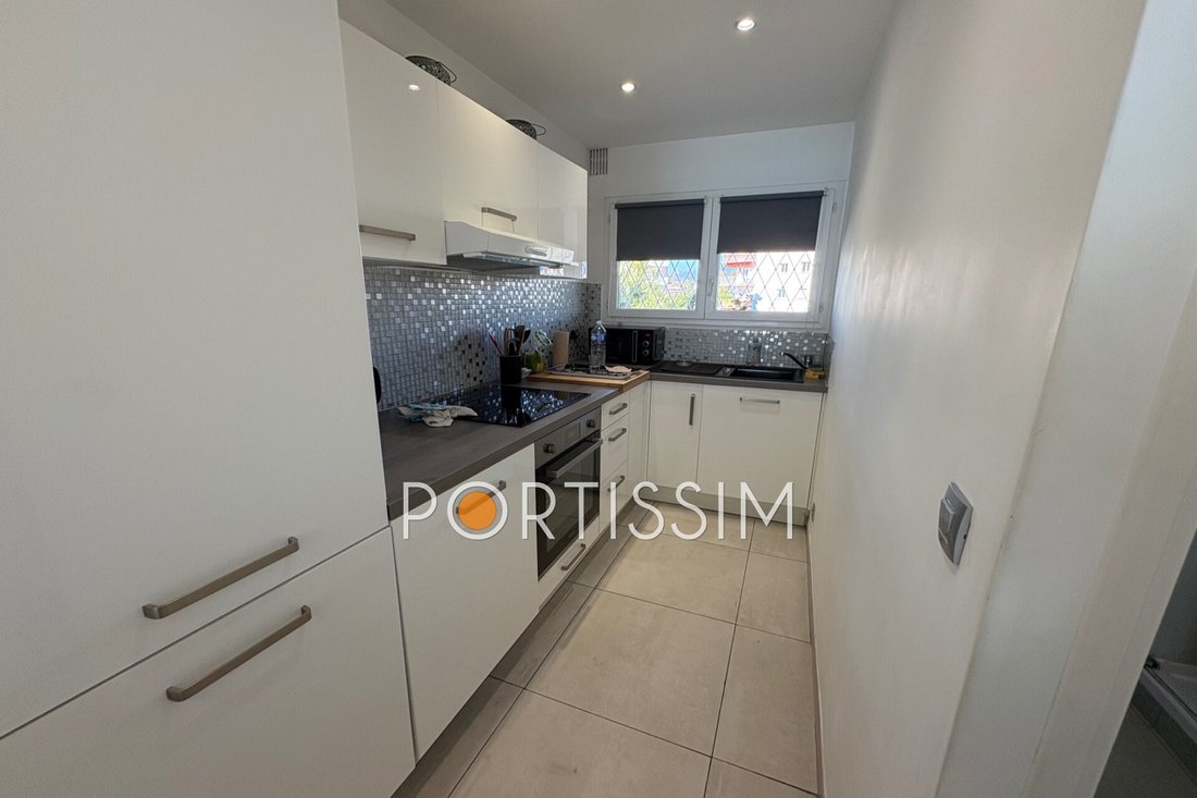 Apartment in Val de Cagne-Colline Route de Vence, Cagnes-sur-Mer, France 4 - 17735053