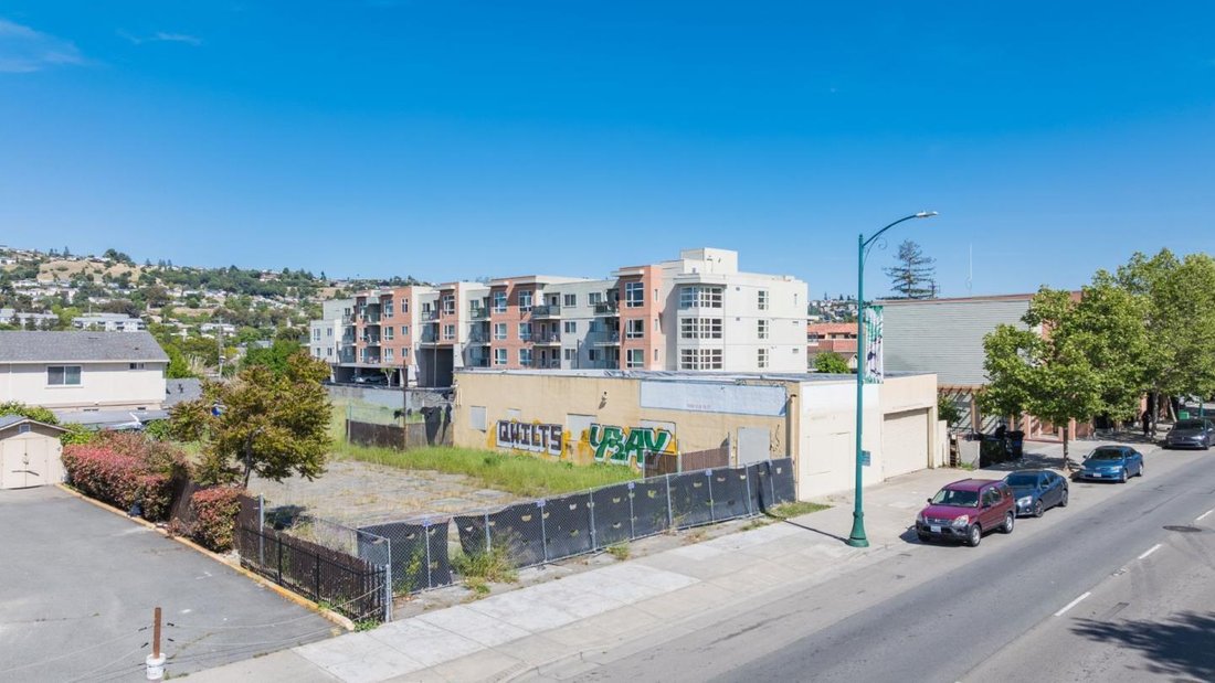 San Leandro, California, United States 4 - 17734472
