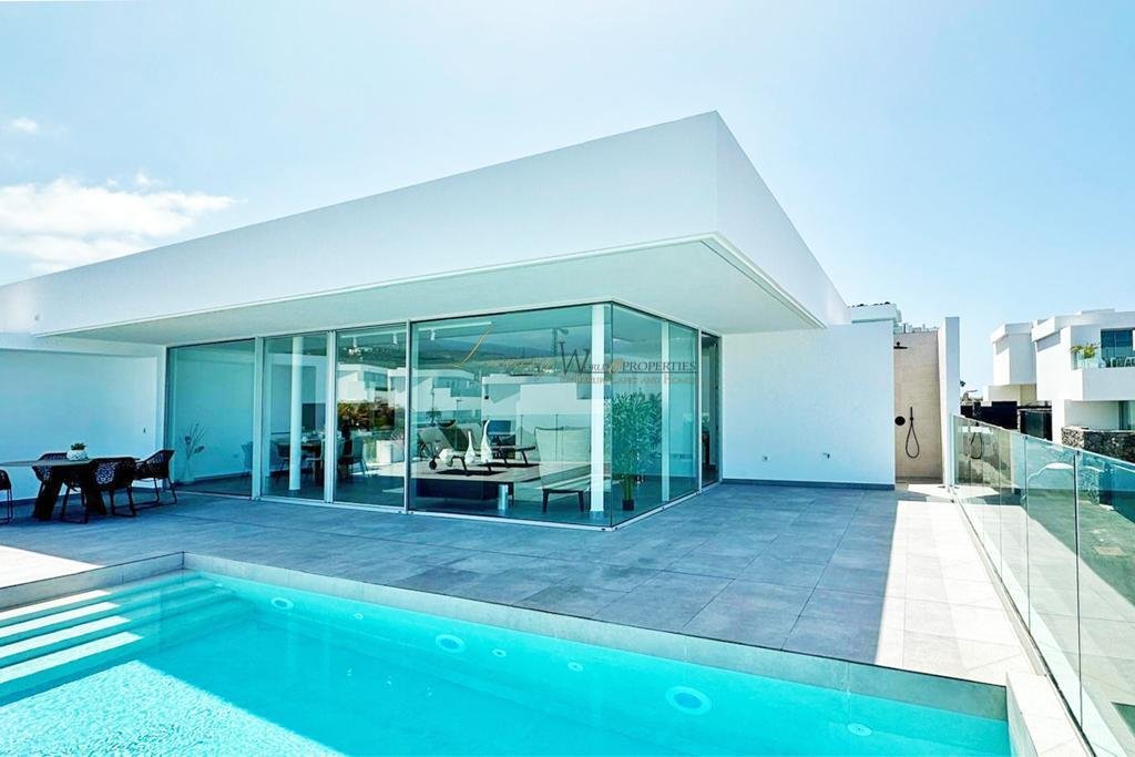 Villa in Callao Salvaje, Adeje, Canary Islands 1 - 17735177
