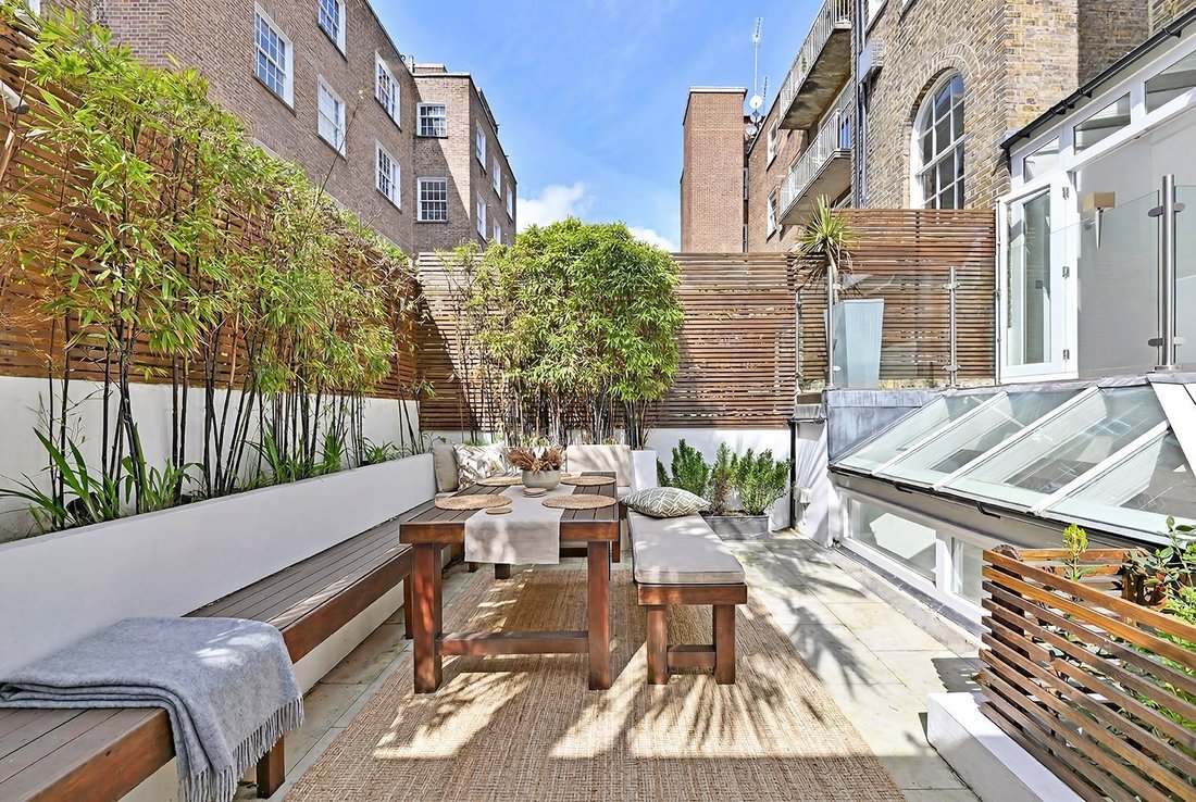 House in Chelsea, Kensington And Chelsea, England 2 - 17735168