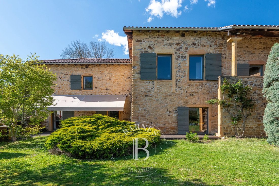 Casa a Bagnols, Auvergne-Rodano-Alpi, Francia 2 - 17734459