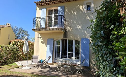 House in La Motte, Provence-Alpes-Côte d'Azur, France 1
