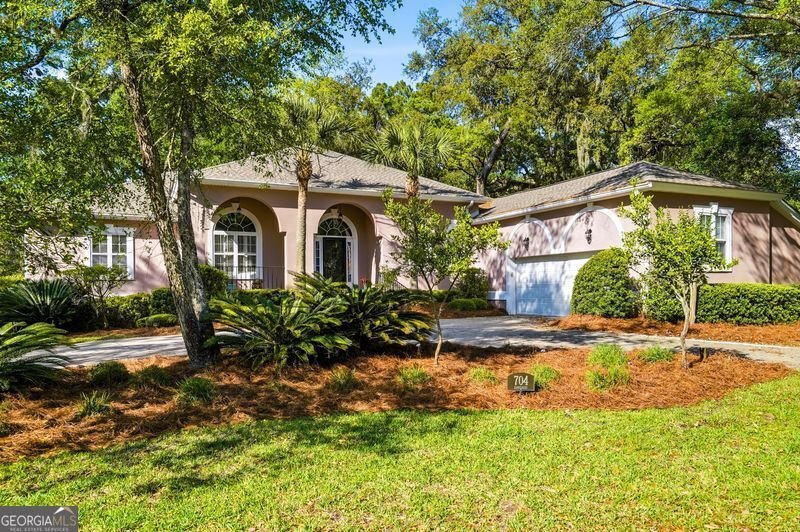 House in St. Simons, Georgia, United States 1 - 17735045