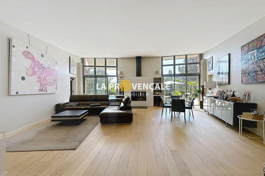Villa in Trets, Provence-Alpes-Côte d'Azur, France 4 - 17735003