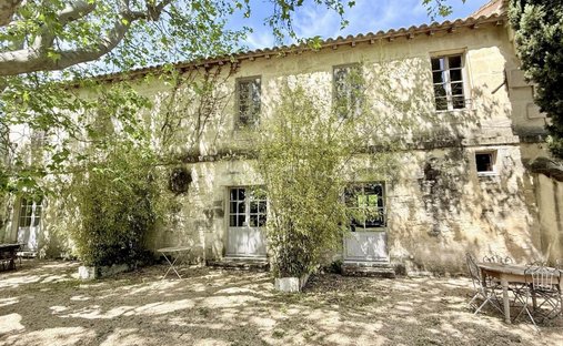 House in Arles, Provence-Alpes-Côte d'Azur, France 1