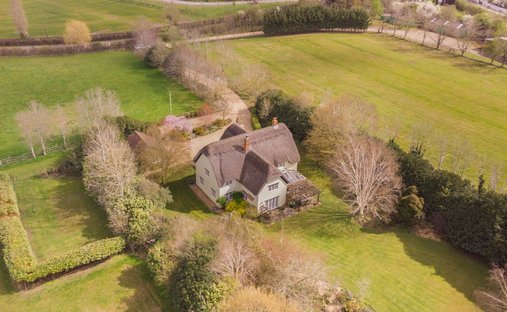 House in Aspley Guise, England 1