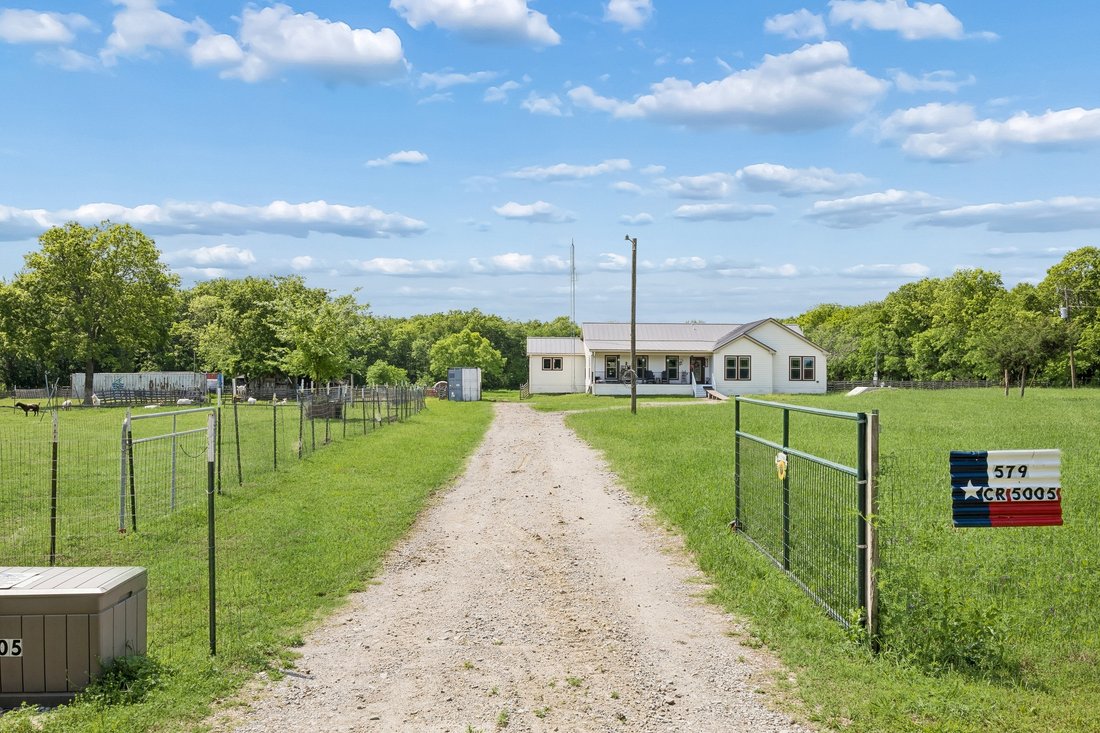 Farm Ranch in Blue Ridge, Texas, United States 2 - 17735580