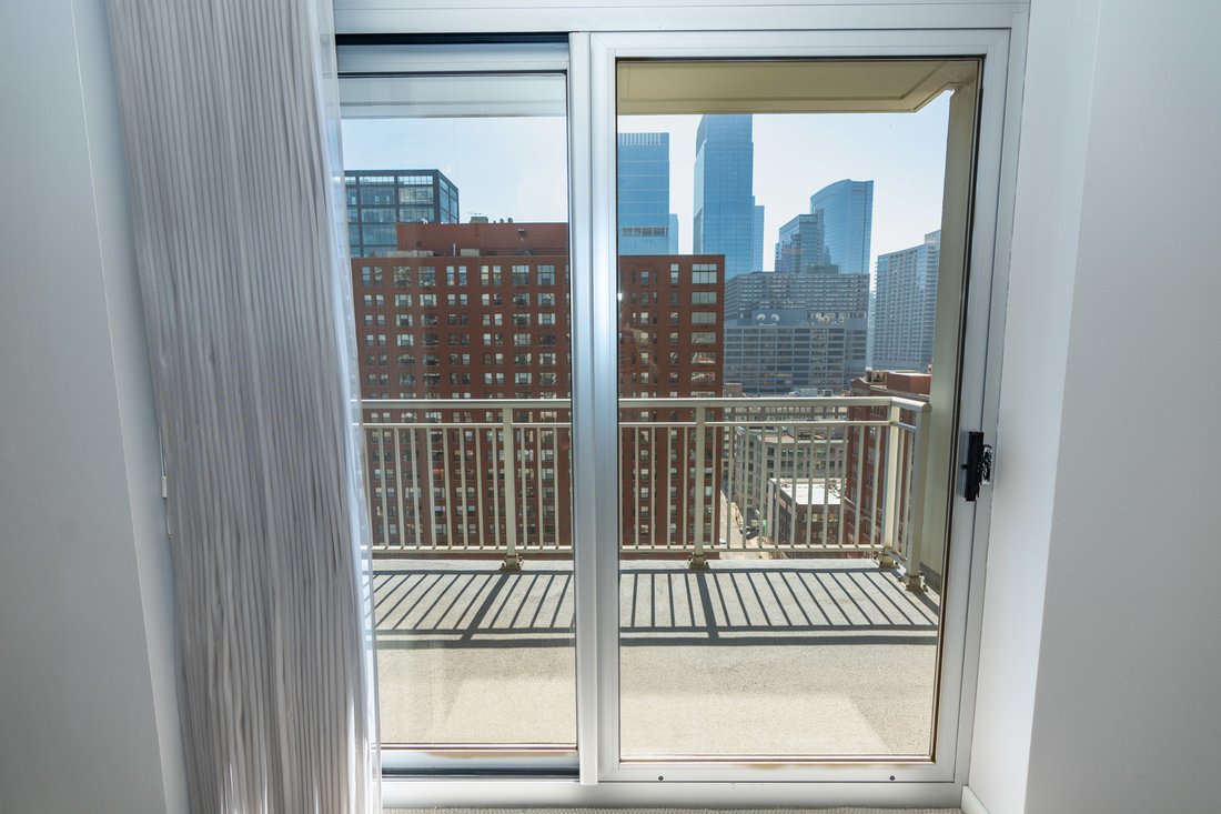 Condo in Chicago, Illinois, United States 5 - 17735005