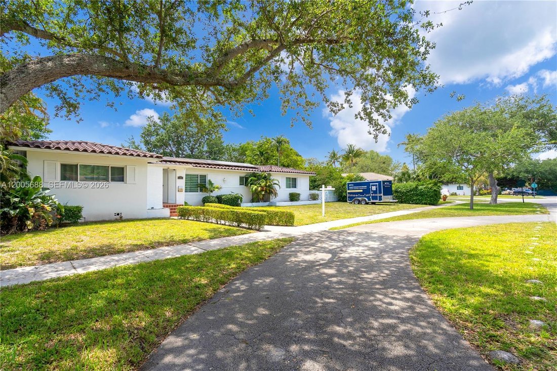 House in Miami, Florida, United States 4 - 17734895