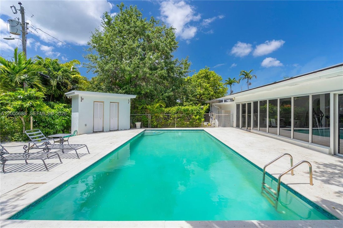 House in Miami, Florida, United States 1 - 17734895