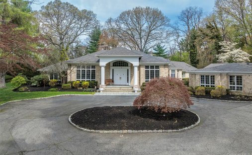 House in Upper Brookville, New York, United States 1