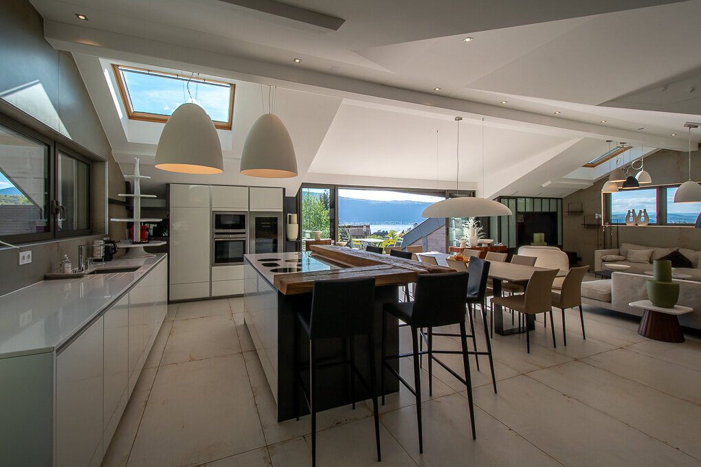 Estate in Menthon-Saint-Bernard, Auvergne-Rhône-Alpes, France 3 - 17735298