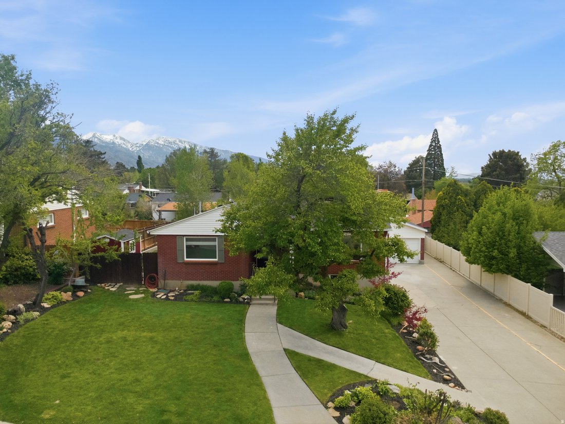 House in Holladay, Utah, United States 3 - 17734423