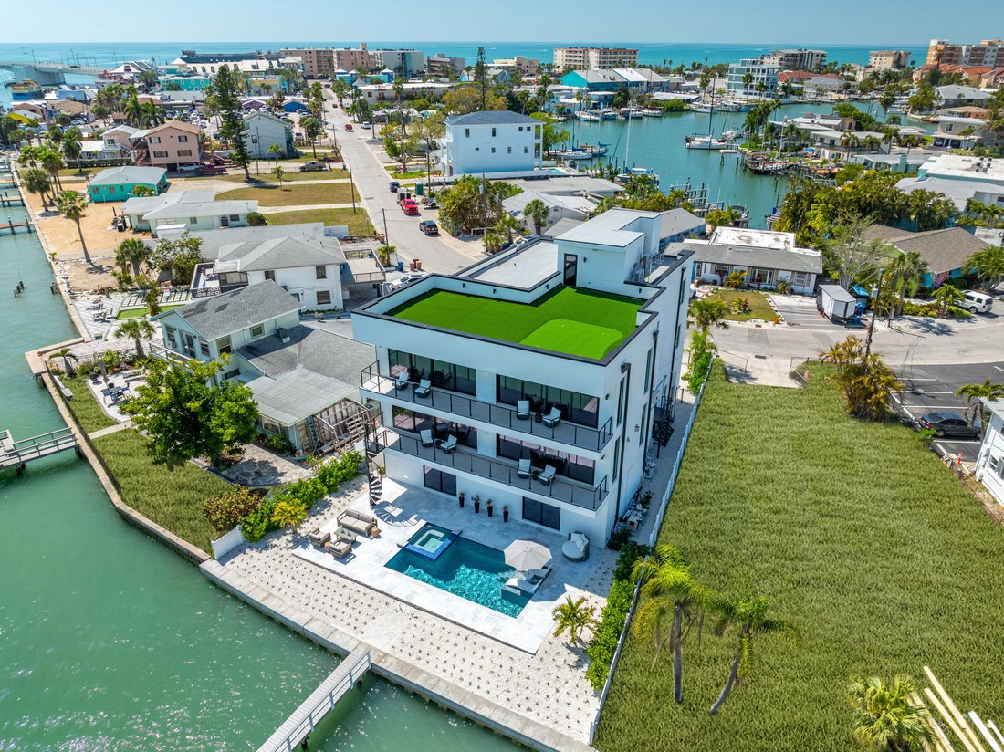 House in Madeira Beach, Florida, United States 4 - 17735555