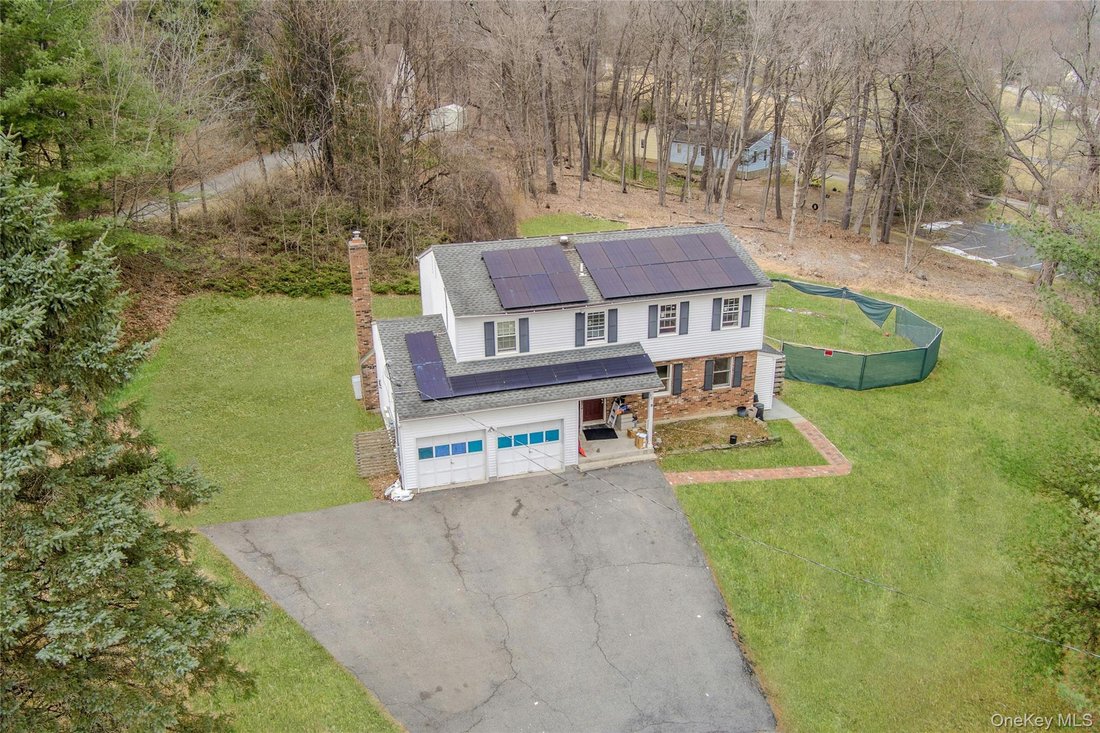 House in Woodbury, New York, United States 1 - 17735518