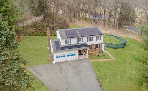House in Woodbury, New York, United States 1