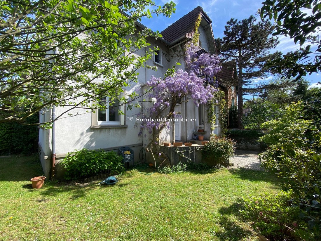 House in Bourg-La Feuillaume Nord, La Celle-Saint-Cloud, France 1 - 17413132