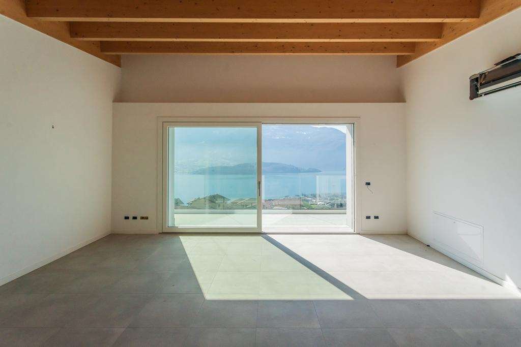 Apartment in Vercana, Lombardy, Italy 5 - 15585932