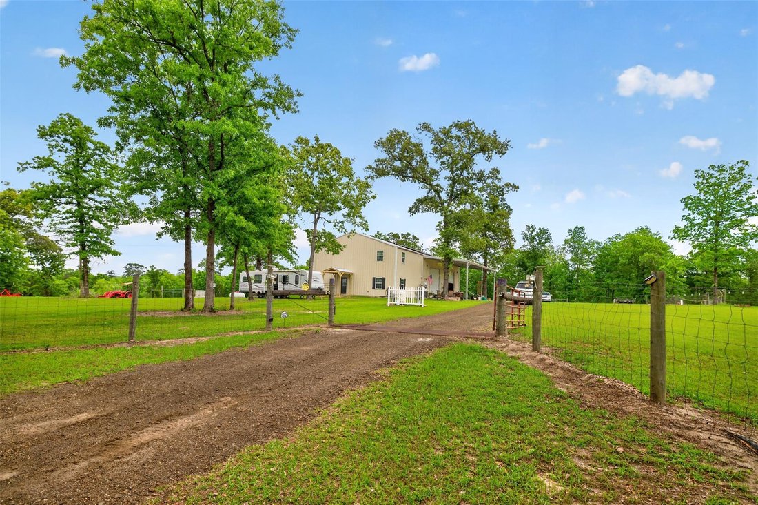 House in Jasper, Texas, United States 1 - 17738097
