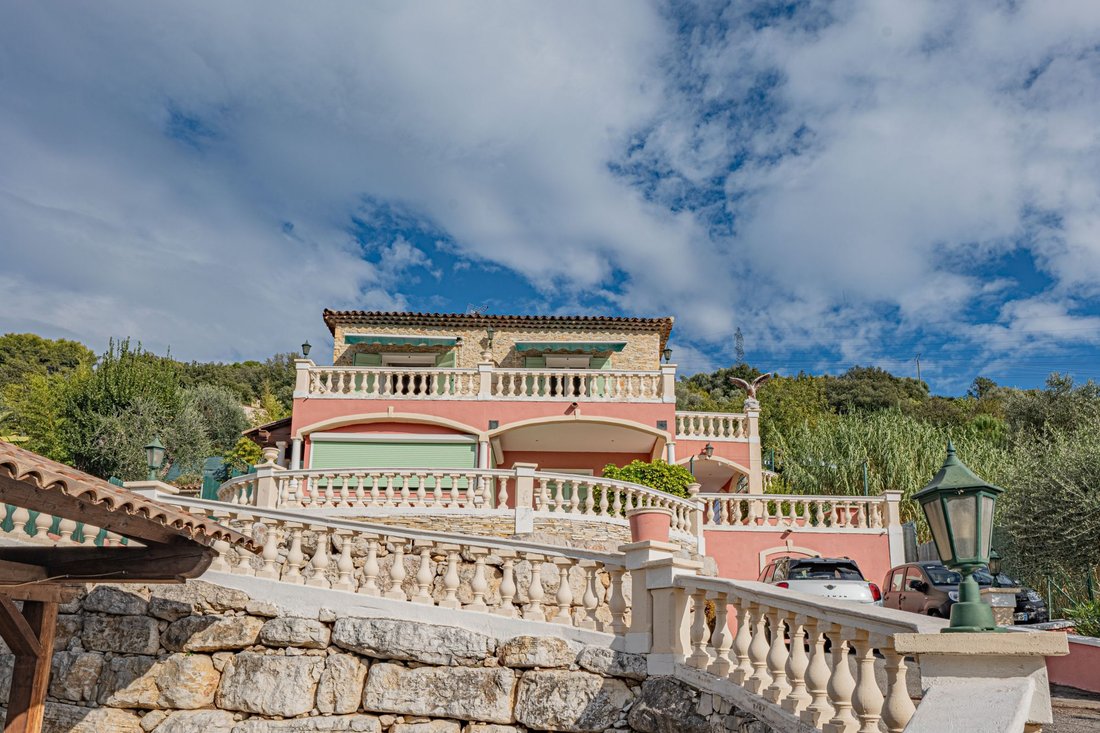 House in Nice, Provence-Alpes-Côte d'Azur, France 1 - 17393064
